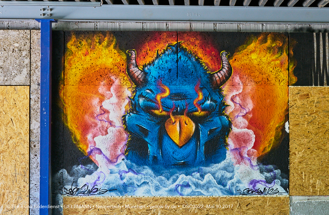 21.03.2017 - Abrissbaustelle Quiddezentrum in Neuperlach